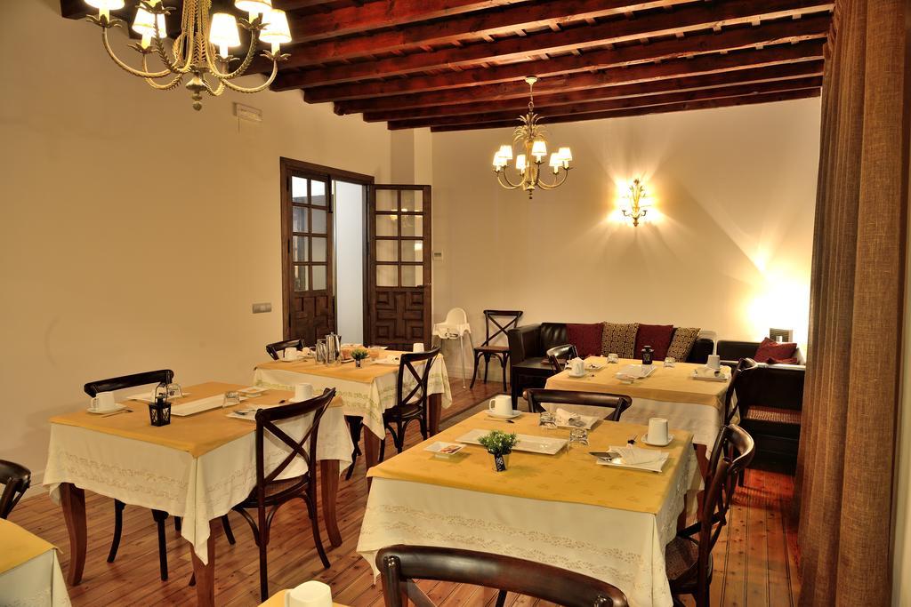 Casa Rural La Botica Oropesa Bagian luar foto